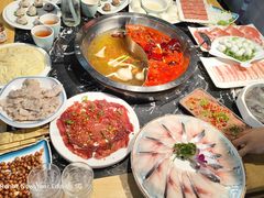 -鸿火锅(航天路店)