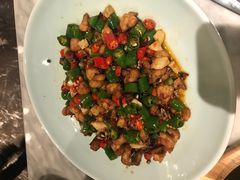 -雀蓝川菜(奥体广场店)