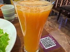 鲜榨芒果汁-荷花泰菜(东方新天地店)