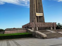 -唐山抗震纪念碑广场