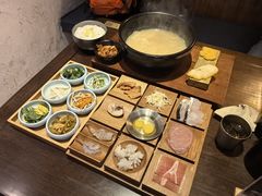 -银米·云南传统过桥米线(双廊黑金冠店)