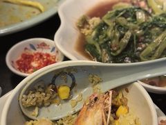 -大头虾越式风味餐厅(光明广场店)