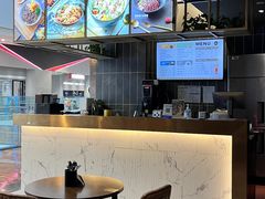 -POKEE VIA&Brunch·维娅(重庆来福士店)