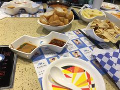 -魔法帽酱料牛肉小火锅(米兰店)