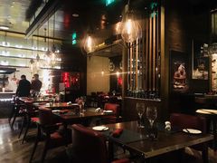 大堂-恰餐厅及酒吧 CHAR Bar & Grill (北京丽都皇冠假日店)
