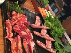雪花小肋肉-黑牛の店·和牛烧肉(大悦城店)