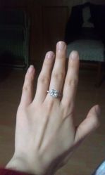 -威德钻石-克拉钻大本营(南京东路店)