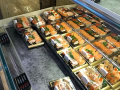面包甜点陈列柜-争鲜回转寿司(金桥家乐福店)