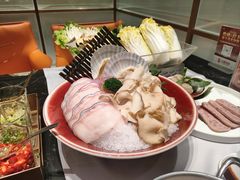 -红鼎豆捞·非遗鲍皇汤火锅(宝丰路店)