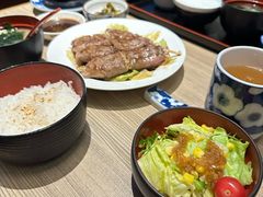 -小山日本料理(兴业太古汇店)