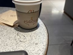 -喜茶(北京华贸购物中心店)