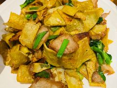 -黄泥岗·地道湖北菜(奥特莱斯店)