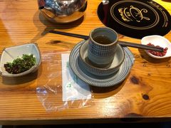 -野山舂·贵州现舂酸汤火锅(鸿通城店)