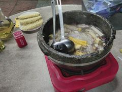 -墨脱石锅椰子鸡•香草鸭•东山羊(大东海店)