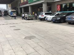 -巴依兄弟西域美食(机场店)