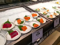 -雍容荟活帝王蟹活龙虾自助(苏宁旗舰店)