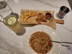 -必胜客(绿地新都会店)