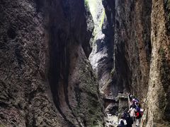 -龙水峡地缝景区