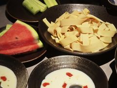 -罗勒家·养生火锅· Bistro(大望路店)
