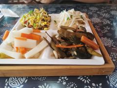 -王村姑老土炕莜面村(桥东店)