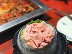 -二荆条·蜀鲜汇城市森林火锅