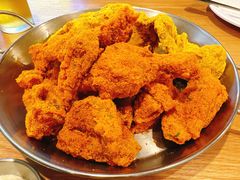 -BHC炸鸡(明洞总店)