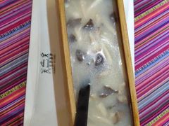 -香巴拉云南餐厅(华莱坞店)