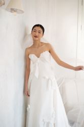 点击看大图 -GODDESS WHITE婚纱礼服(鹏城动力大厦店)