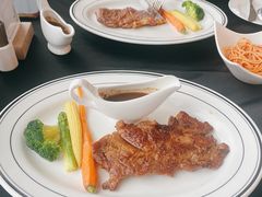 -厚街国际大酒店·360度旋转餐厅