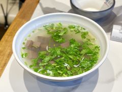 馋口鸭血汤-馋三尺蟹粉小笼(人民广场店)