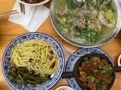 -杨三孃跷脚牛肉(美洲花园店)