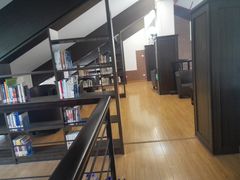 -杨浦区图书馆(长海路街道分馆)