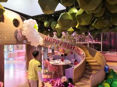 -水桶王国主题餐厅·聚会·生日派对·亲子活动·家庭套餐(亚龙湾希尔顿店)