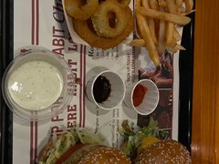 -The Habit Burger Grill 哈比特汉堡(复兴soho店)