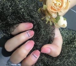 -手牵手美甲