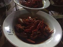 -龙巢盱眙龙虾·牛蛙·烧烤宵夜(八卦岭店)