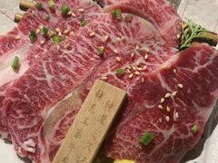 -山川小町·极番烧肉(新地假日广场店)