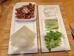 -娜仁图雅蒙古美食村(33小镇店)