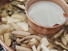 -慢丽江·云南野生菌土鸡锅(付家庄店)