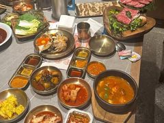 -草家酱蟹炭火烤肉店(珲春南路一店)