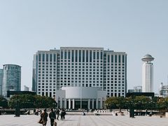 -人民广场