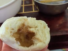 -胡成记口蘑龙眼包子(盐道街店)