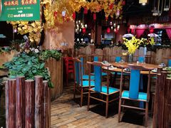 -老滇山寨•云南特色菜•地方菜•民族风情歌舞表演(金碧店)