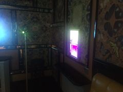 -欢乐迪KTV(南坪上海城店)