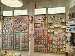 -猫的天空之城概念书店(杭州南宋御街店)