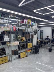 -宫铭烫发染发接发店