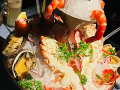 -弦月窗LUNETTE BY AMANDA(复兴路店)