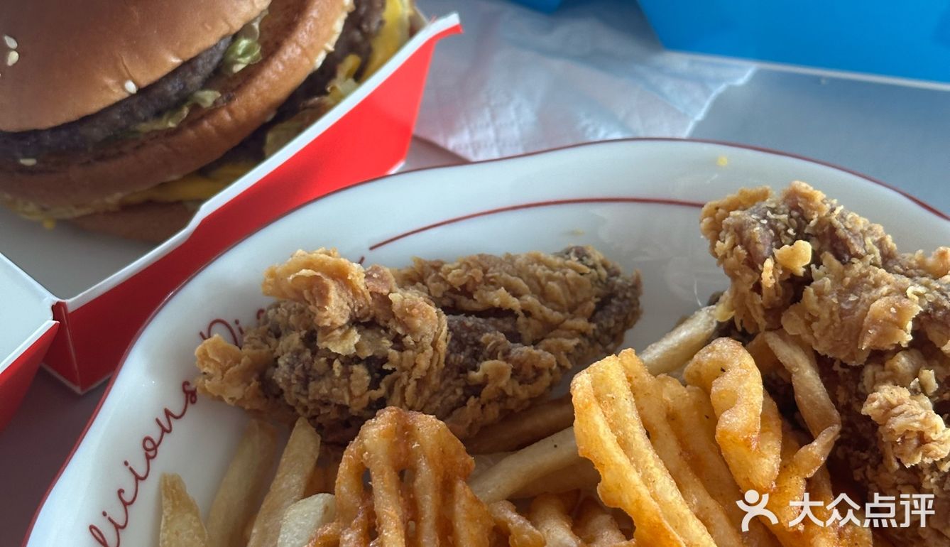 新欢🆚旧爱！麦当新品汉堡 vs 巨无霸PK