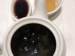 海椰皇炖乌鸡-尚一汤 广东炖汤(金桥国际店)