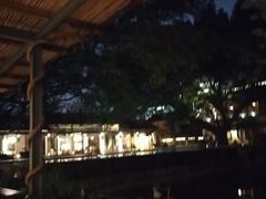 -喜洲吧·江畔老船厂·庭院餐厅(喜临院店)